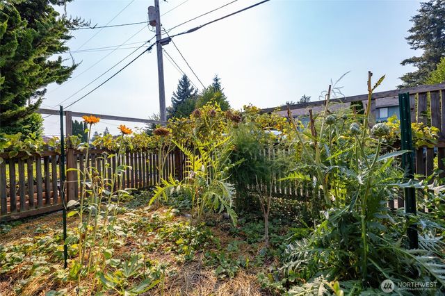 1302 Virginia Street, Mount Vernon, WA 98273