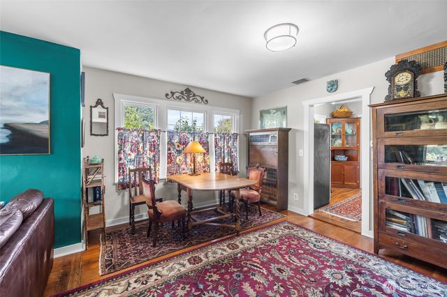 1302 Virginia Street, Mount Vernon, WA 98273