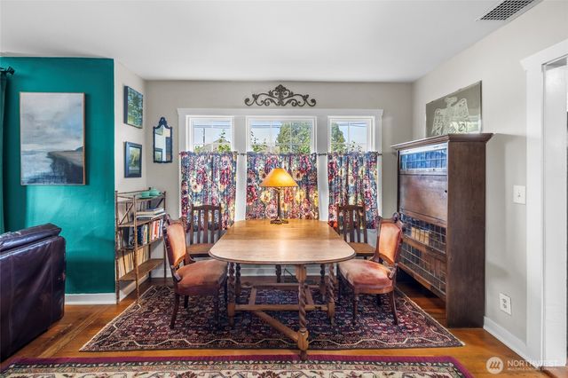 1302 Virginia Street, Mount Vernon, WA 98273