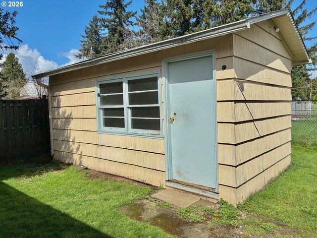 14031 Se RHONE St, Portland, OR 97236