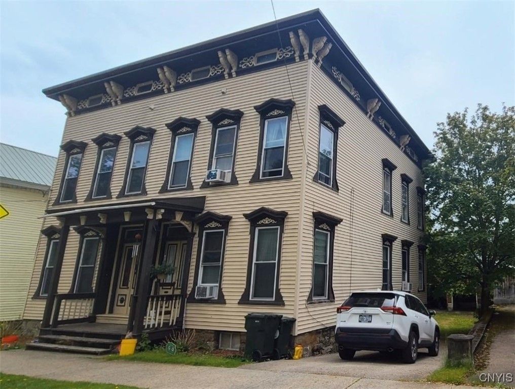 11-13 West Monroe Street, Little Falls-city, NY 13365