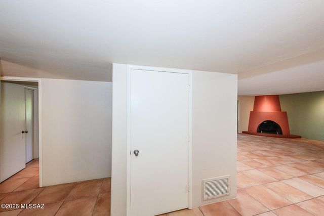 6211 N Calle Minera, Tucson, AZ 85718