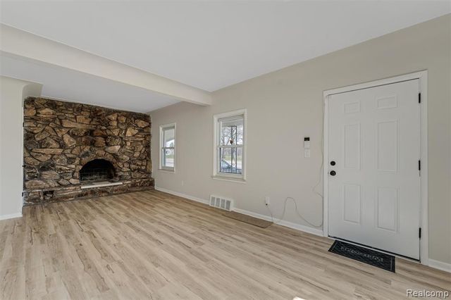 917 N Perry Street, Pontiac, MI 48340