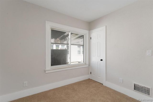 917 N Perry Street, Pontiac, MI 48340