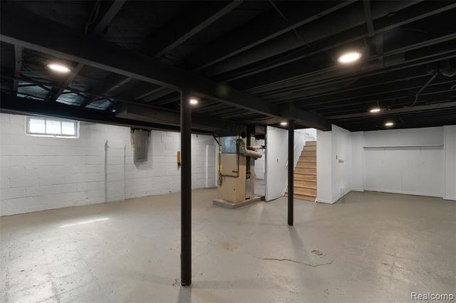 917 N Perry Street, Pontiac, MI 48340