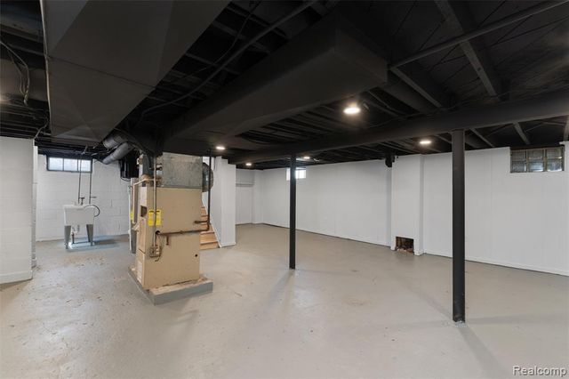 917 N Perry Street, Pontiac, MI 48340