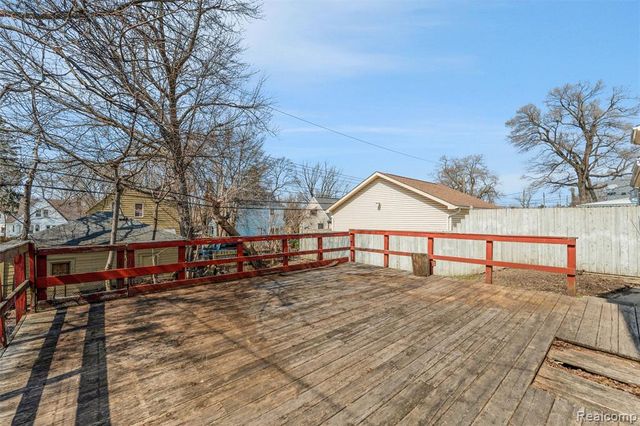 917 N Perry Street, Pontiac, MI 48340