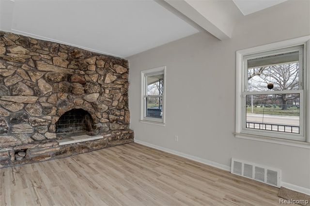 917 N Perry Street, Pontiac, MI 48340