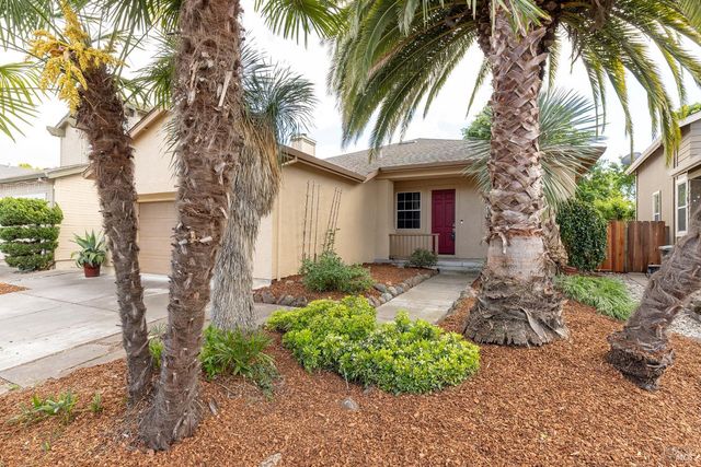 1960 Barndance Ln, Santa Rosa, CA 95407