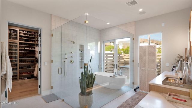 6114 E Calle Del Norte --, Scottsdale, AZ 85251