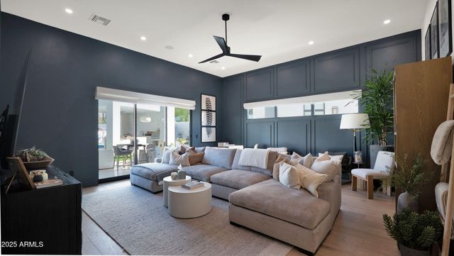 6114 E Calle Del Norte --, Scottsdale, AZ 85251