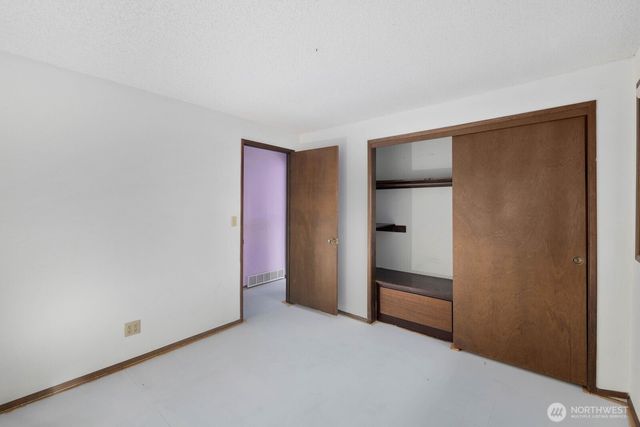 7011 165th Place SW, Edmonds, WA 98026