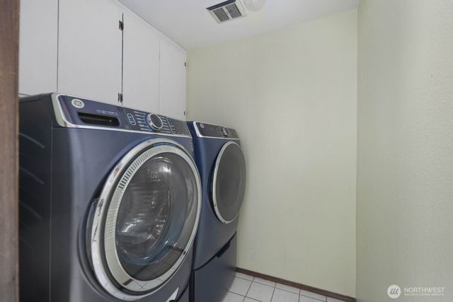 7011 165th Place SW, Edmonds, WA 98026