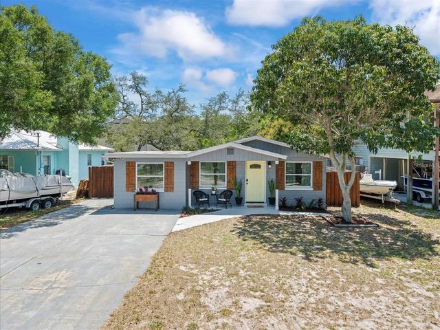 3138 W VARN AVENUE, Tampa, FL 33611