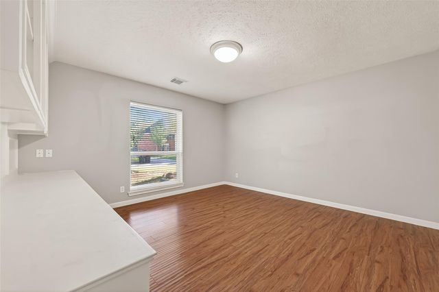 1918 Shadow Forest Drive, Katy, TX 77494