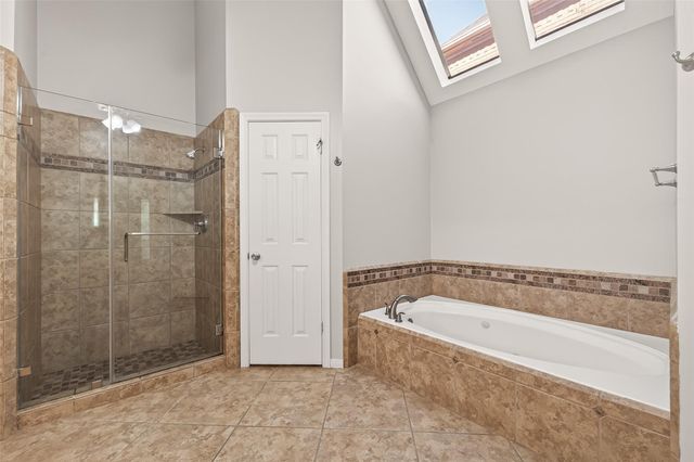 1918 Shadow Forest Drive, Katy, TX 77494