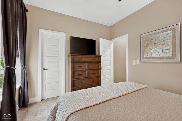 1290 Chatham Hills Boulevard, Westfield, IN 46074