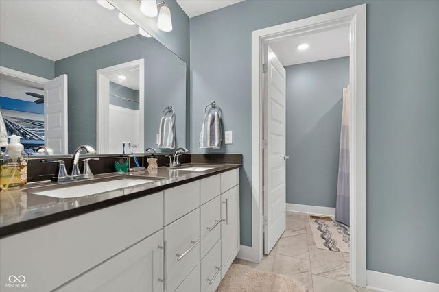 1290 Chatham Hills Boulevard, Westfield, IN 46074