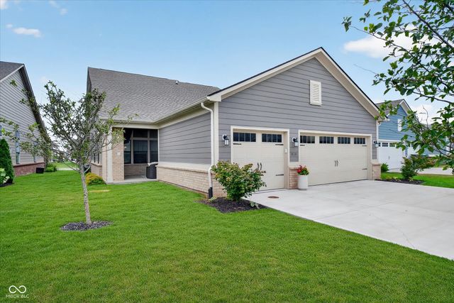 1290 Chatham Hills Boulevard, Westfield, IN 46074