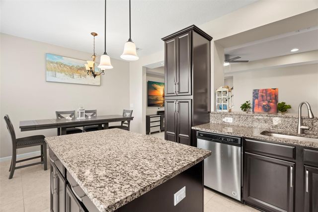 5018 SUNNYSIDE LANE, Bradenton, FL 34211