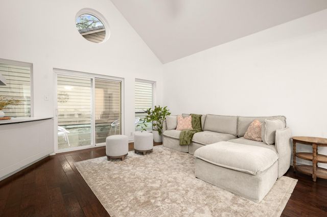 3702 Terrina ST O15, Austin, TX 78759