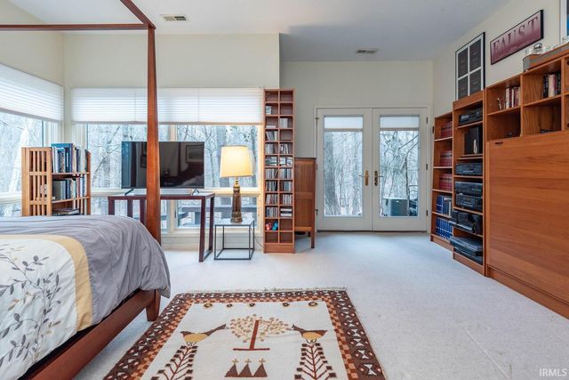 537 E Fawn Ridge Trail, Bloomington, IN 47408