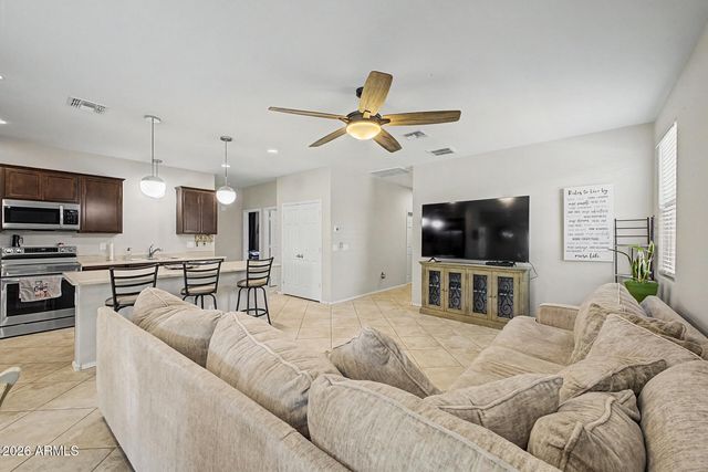 8873 N 71ST Drive, Peoria, AZ 85345