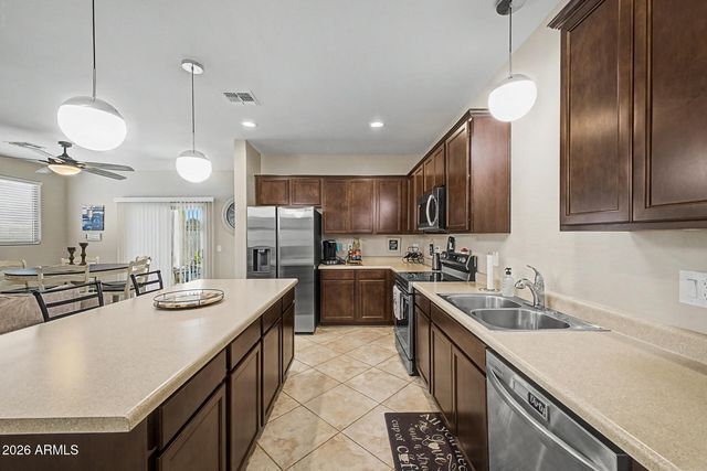 8873 N 71ST Drive, Peoria, AZ 85345