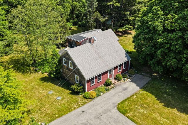 65 Summer Street, Middleborough, MA 02346