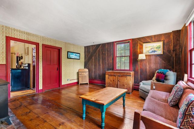 65 Summer Street, Middleborough, MA 02346