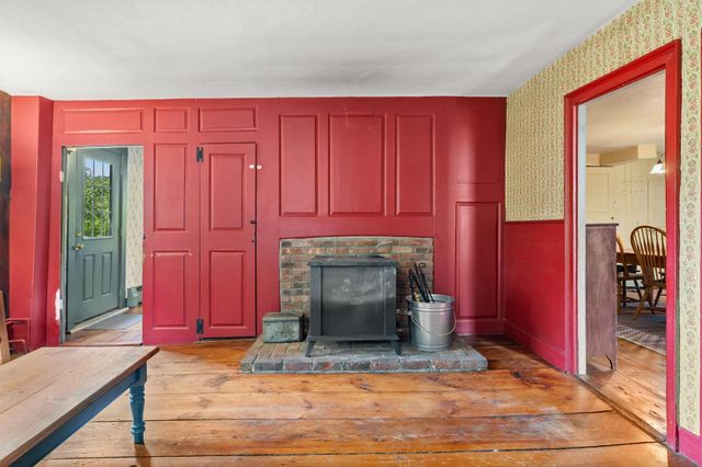 65 Summer Street, Middleborough, MA 02346