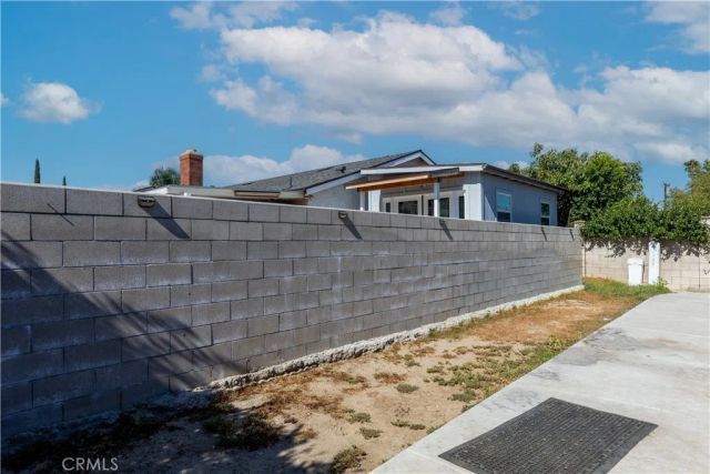 222 N Arrowhead Avenue, Rialto, CA 92376