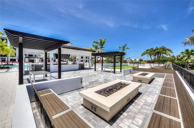 1125 Central AVE 574, Naples, FL 34102