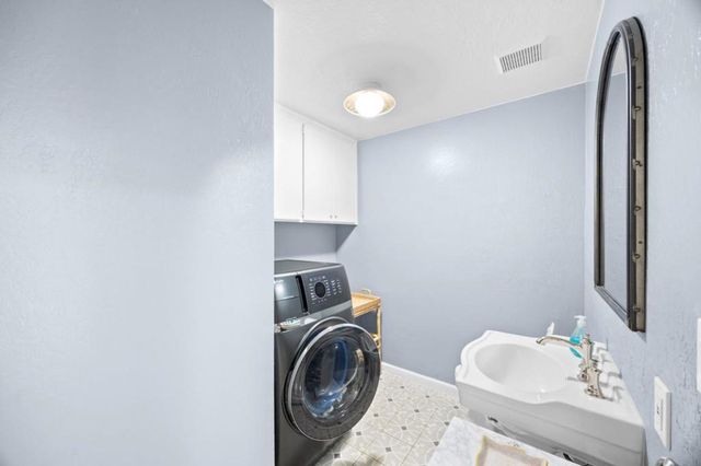 555 Begier Avenue, San Leandro, CA 94577