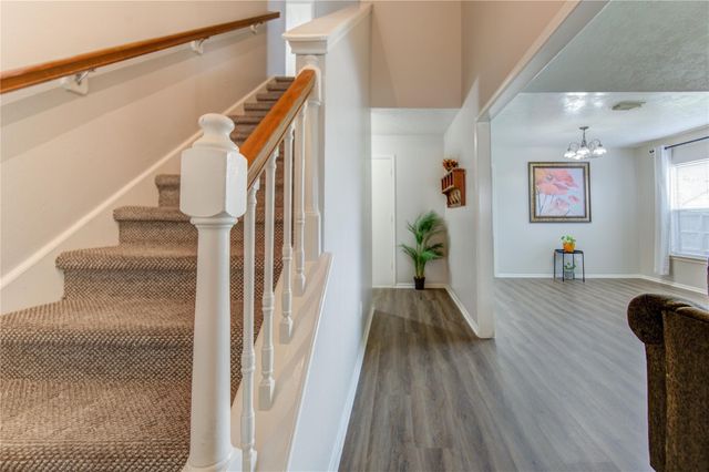 13563 San Martin Lane, Houston, TX 77083