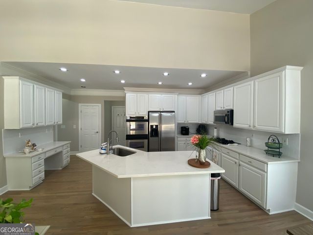 321 Bournemouth Drive, Suwanee, GA 30024