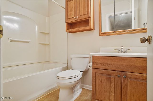 4944 Friar Road D, Stow, OH 44224