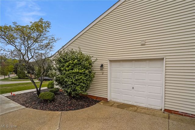 4944 Friar Road D, Stow, OH 44224