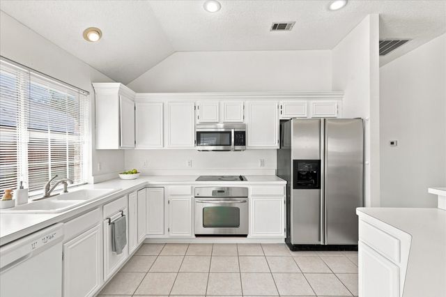 204 Meredith Court, Irving, TX 75063