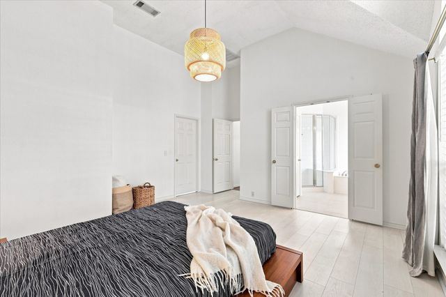 204 Meredith Court, Irving, TX 75063