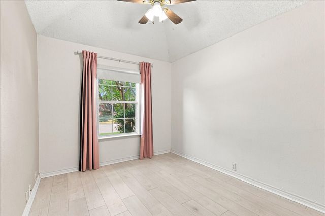 204 Meredith Court, Irving, TX 75063