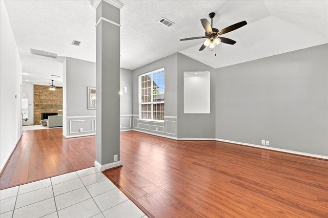204 Meredith Court, Irving, TX 75063