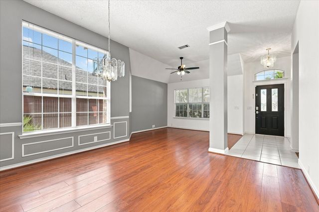 204 Meredith Court, Irving, TX 75063