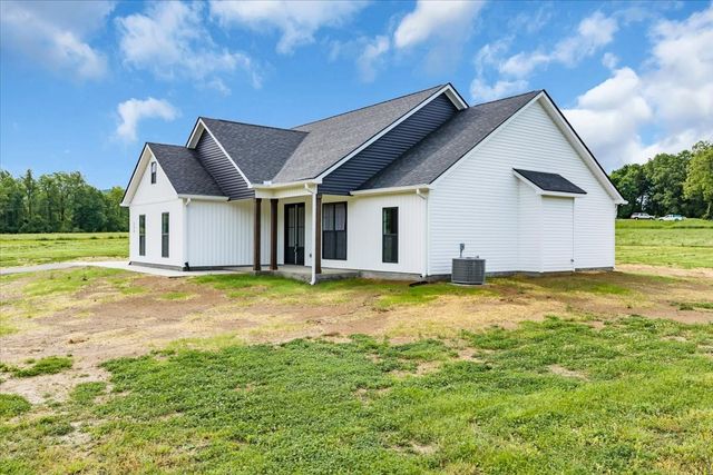749 Edd Ramsey Rd, Mcminnville, TN 37110