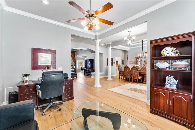 5406 Bent Tree Drive, Rogers, AR 72758