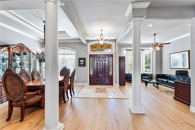 5406 Bent Tree Drive, Rogers, AR 72758