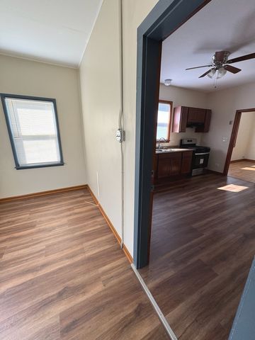 10653 S Mackinaw Avenue, Chicago, IL 60617