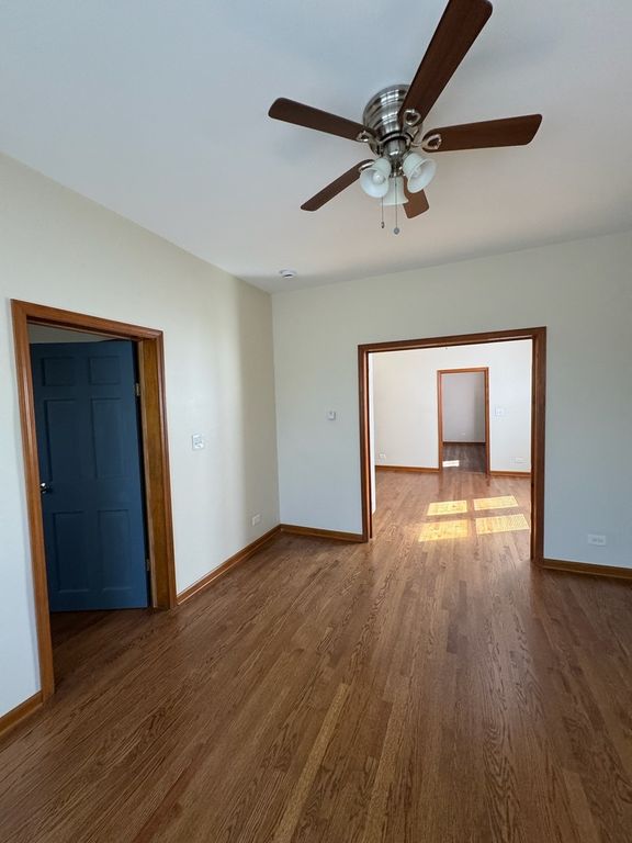 10653 S Mackinaw Avenue, Chicago, IL 60617 — photo 2