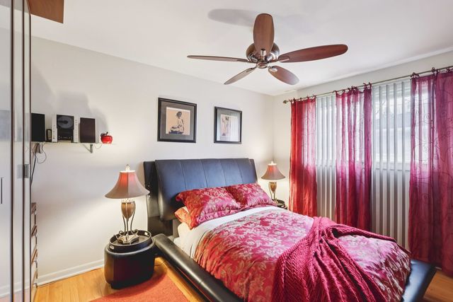 2176 N Westmoreland Drive, Palatine, IL 60074