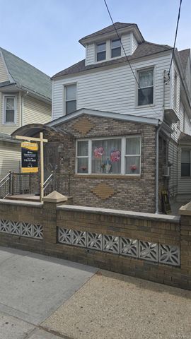 10715 Lefferts Boulevard, Richmond Hill, NY 11419